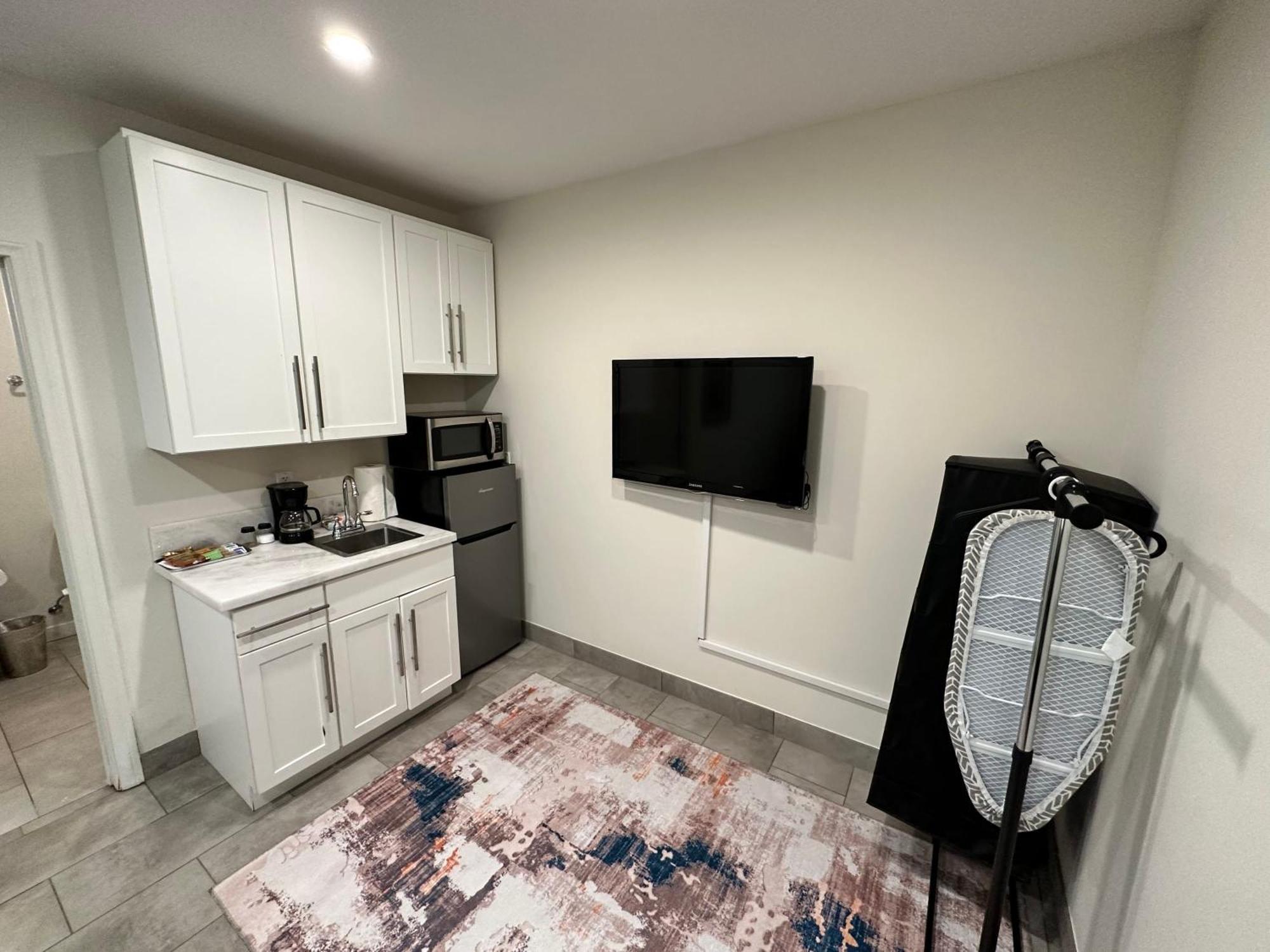 Studio With Private Entrance Next To Balboa Park 圣地亚哥 外观 照片