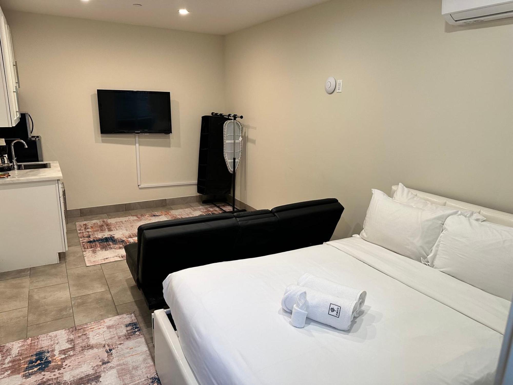 Studio With Private Entrance Next To Balboa Park 圣地亚哥 外观 照片